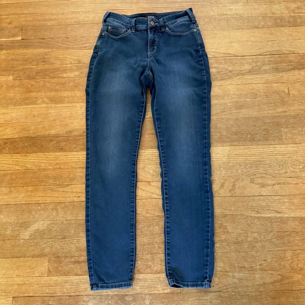 NYDJ Lift & Tuck low rise medium wash skinny jeans pants size 4 b11